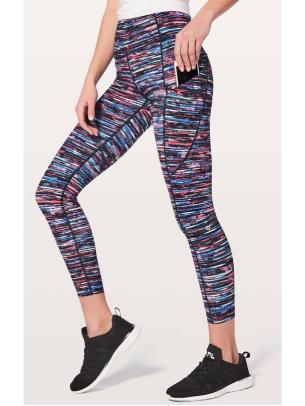 Lululemon Fast & Free 7/8 Tight II *Nulux 25"
Hinshu Alpine White Multi Sz 6!